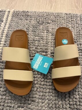 Reef Cushion Vista NWT